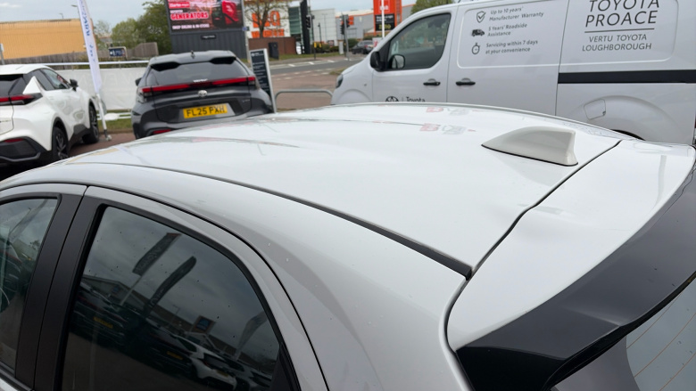 Toyota Yaris 1.5 Hybrid Icon 5dr CVT Hybrid Hatchback